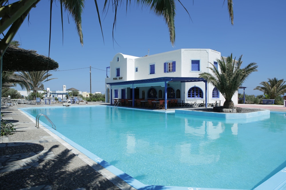 PERISSA HOTEL 3/50