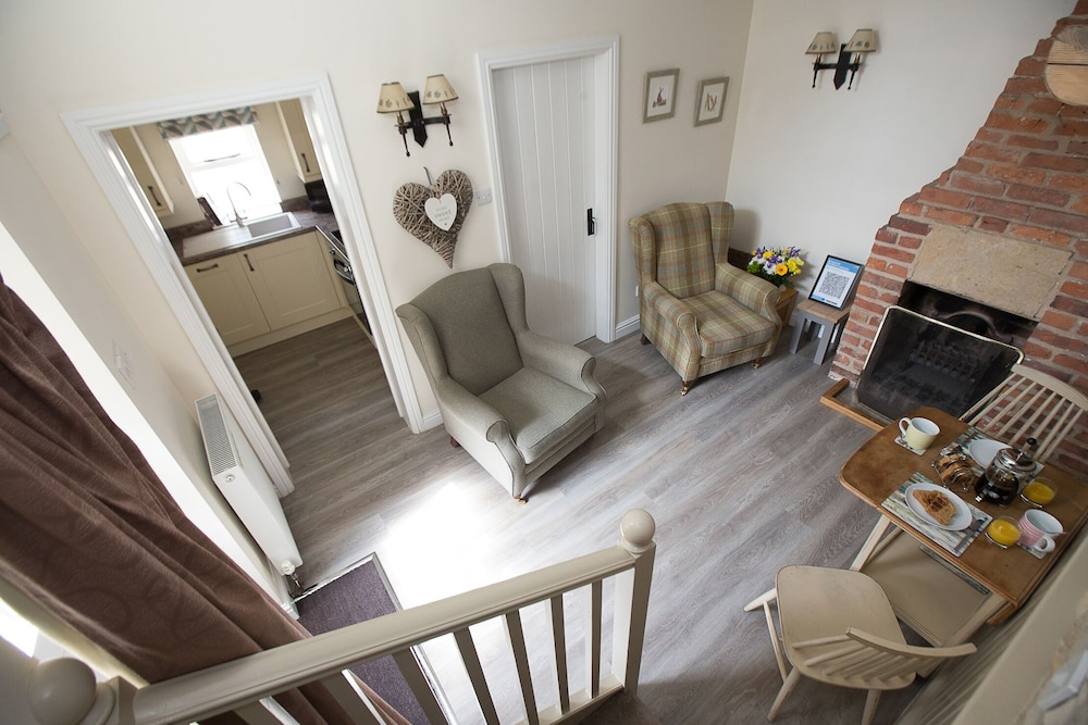Bramwood Cottages 36/36