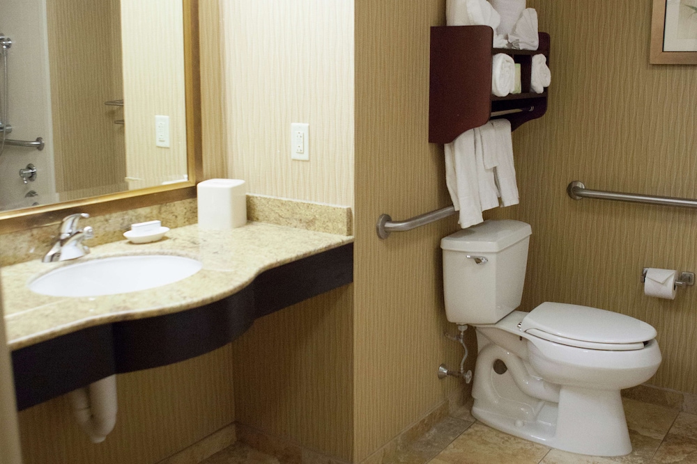 Hampton Inn Rochester Webster 10/36