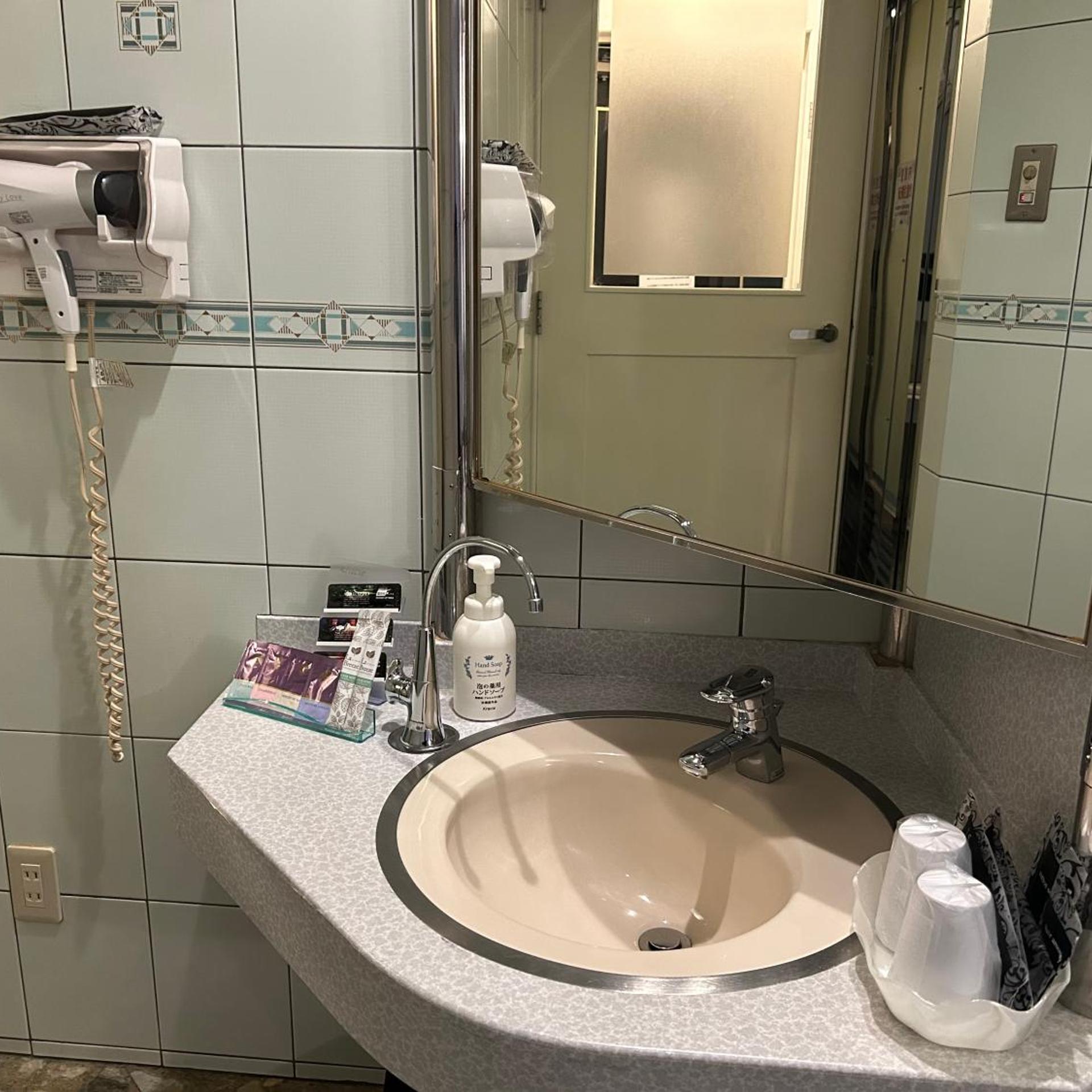 Hotel Crystal 24/26