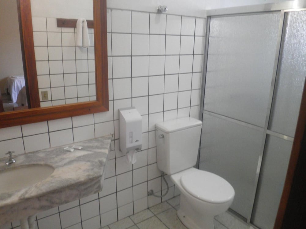 Vale Verde Praia Hotel 68/71