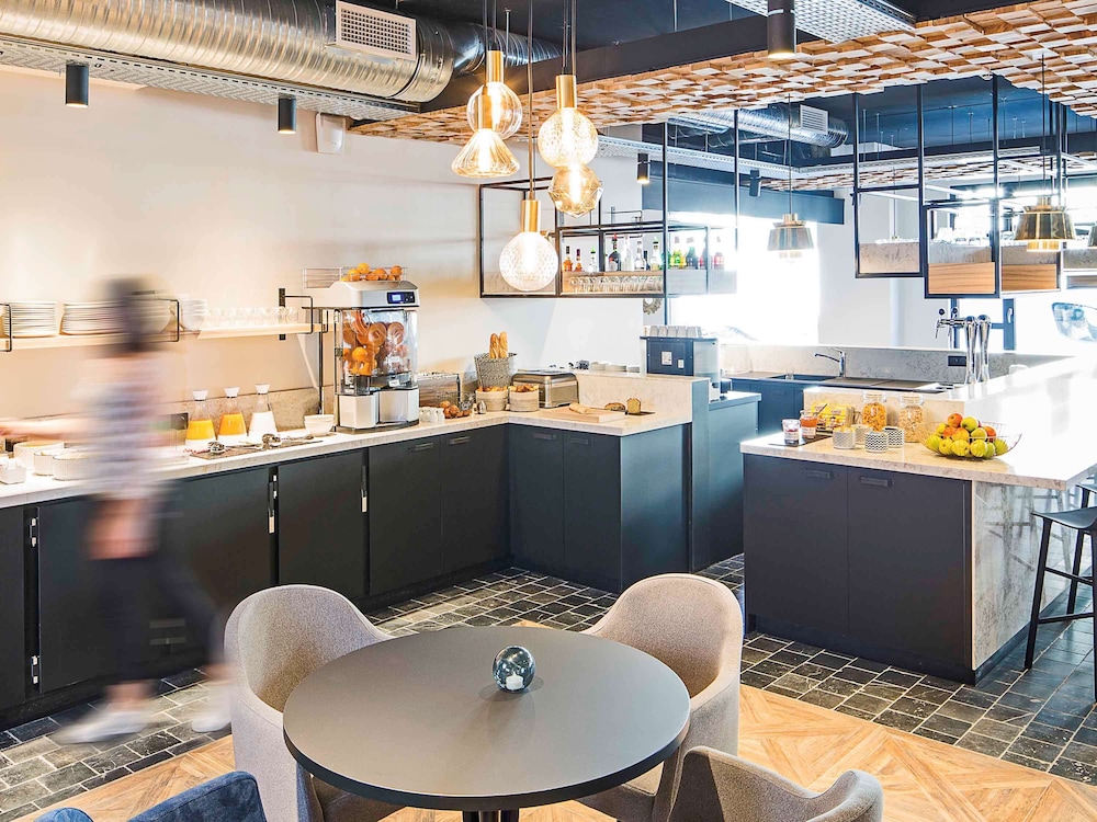 ibis Styles Laval Centre Gare 54/67