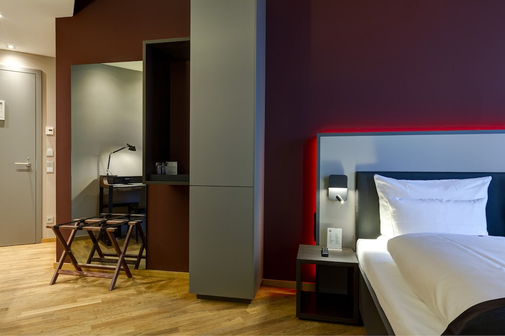 Qube Hotel Bahnstadt 9/49