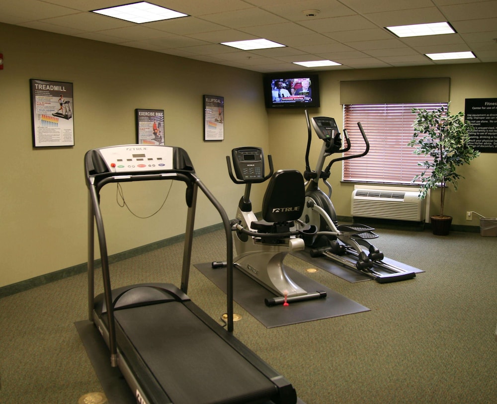 Hampton Inn Clinton, OK 19/34
