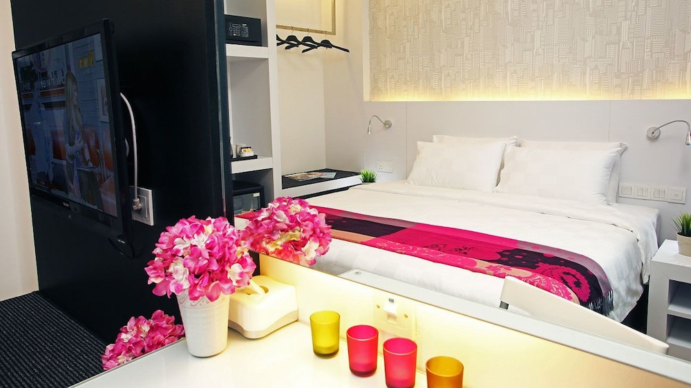 CAIRNHILL HOTEL KUALA LUMPUR 25/34