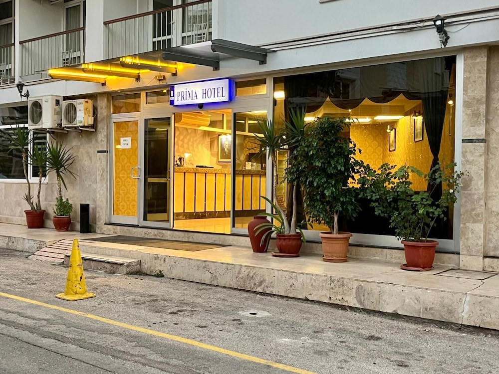Prima Hotel 9/70