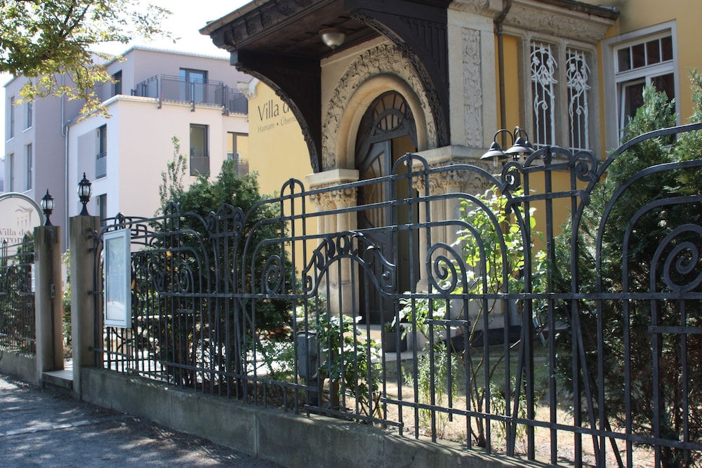 Villa De Baron 29/31
