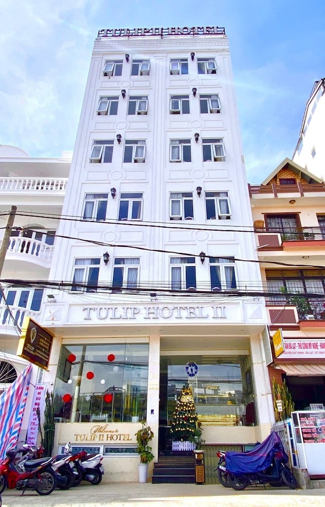 Tulip Hotel 2 11/66