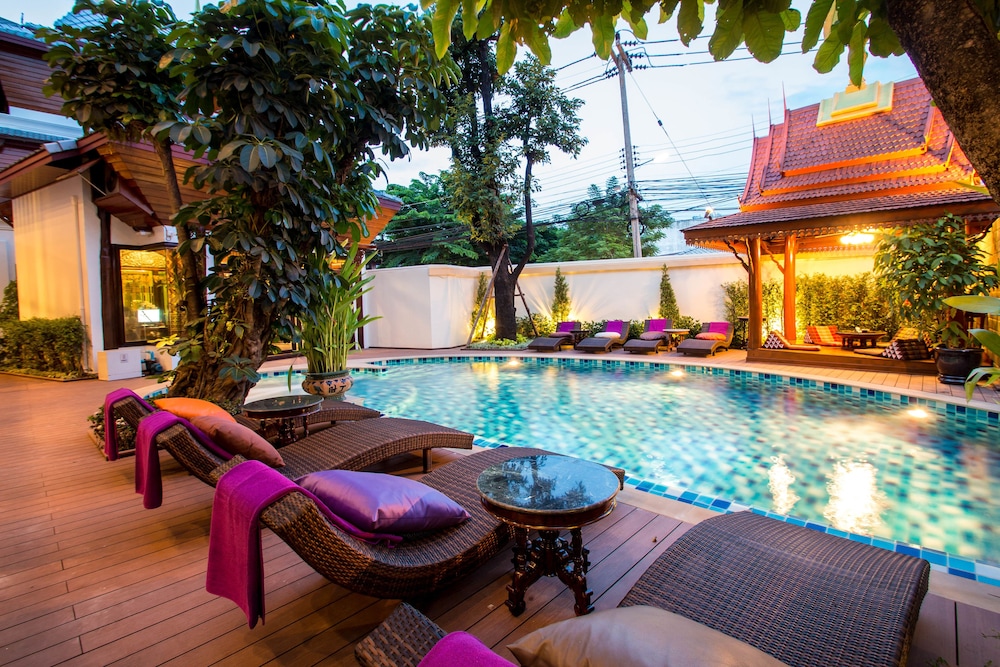 Sunday Villa Sirilanna Hotel 56/62