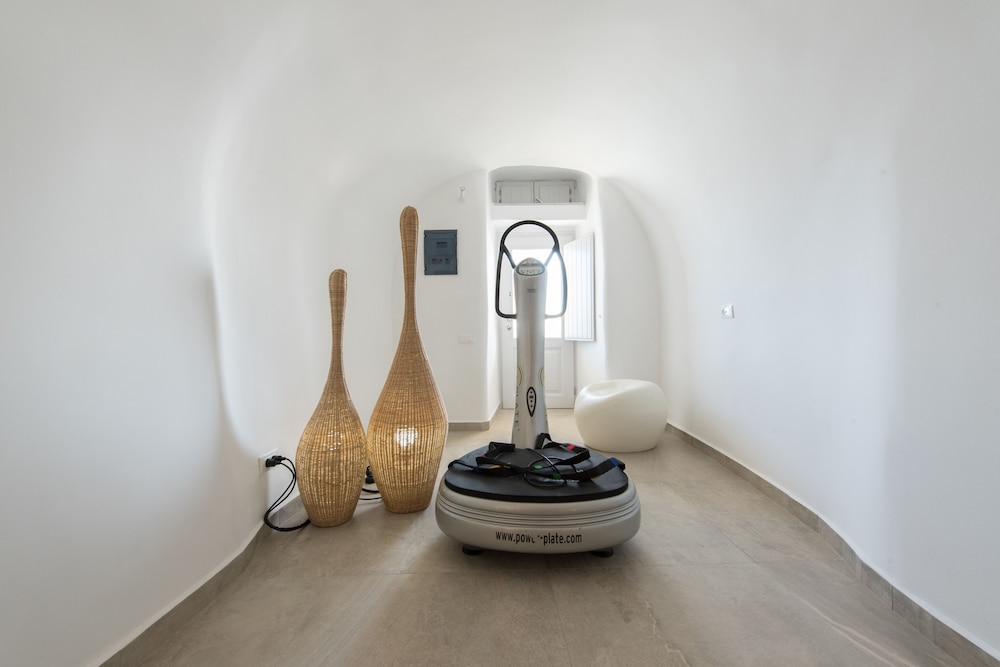 Santorini Secret Suites and Spa - Adults Only photo3