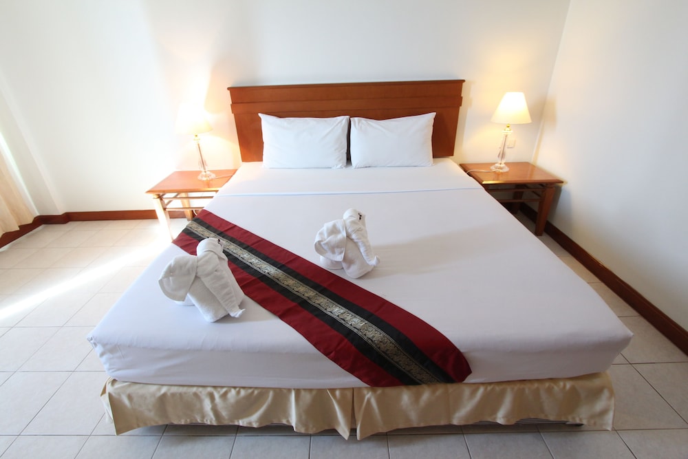 CROWN PATTAYA BEACH HOTEL 16/58