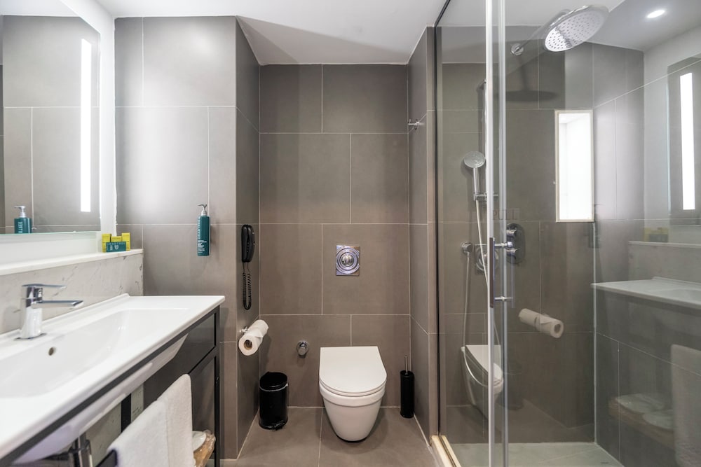 غرفة بسرير كينج، DoubleTree by Hilton Antalya-Kemer All-Inclusive Resort 8/11