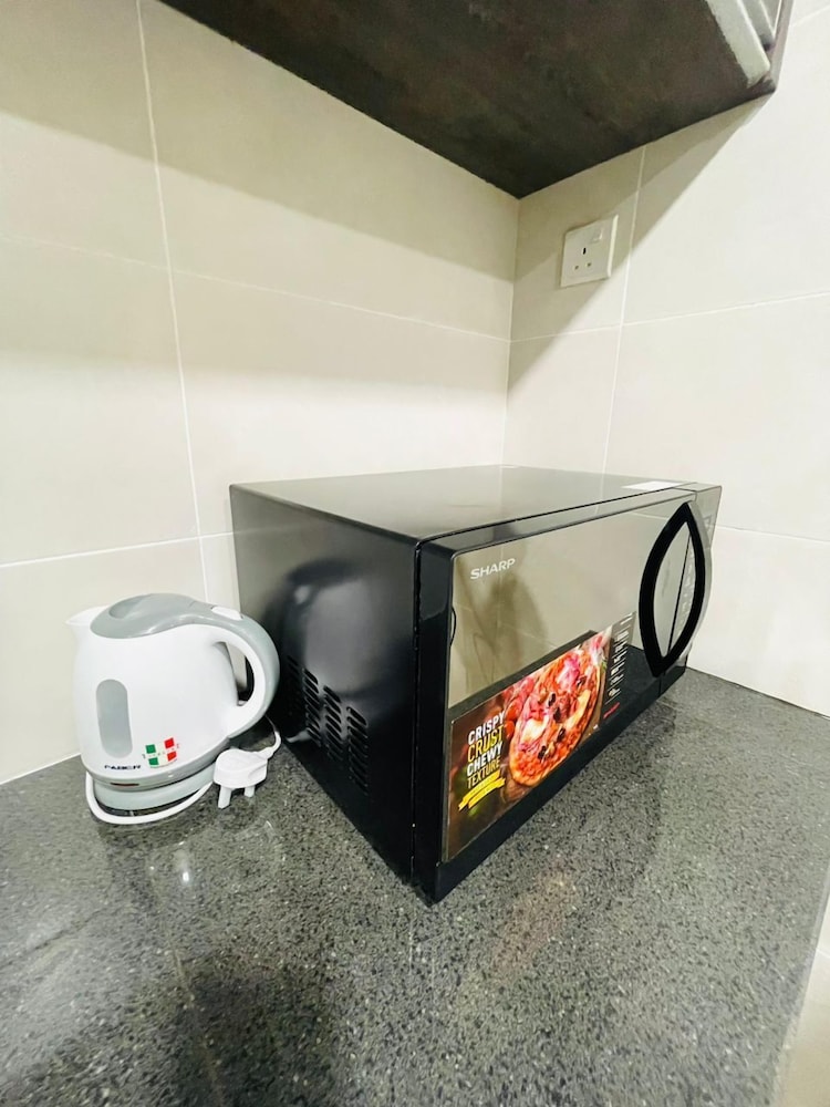 Hotel O Hi-homestay 25/32
