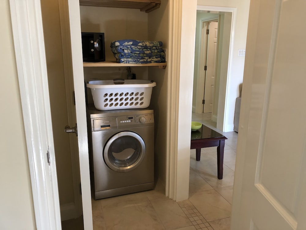White Sands Beach Condos 11/50