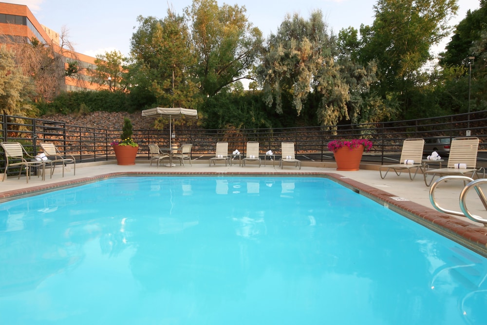 Fairfield Inn and Suites by Marriott Denver Southwest/Lakewood 2/40