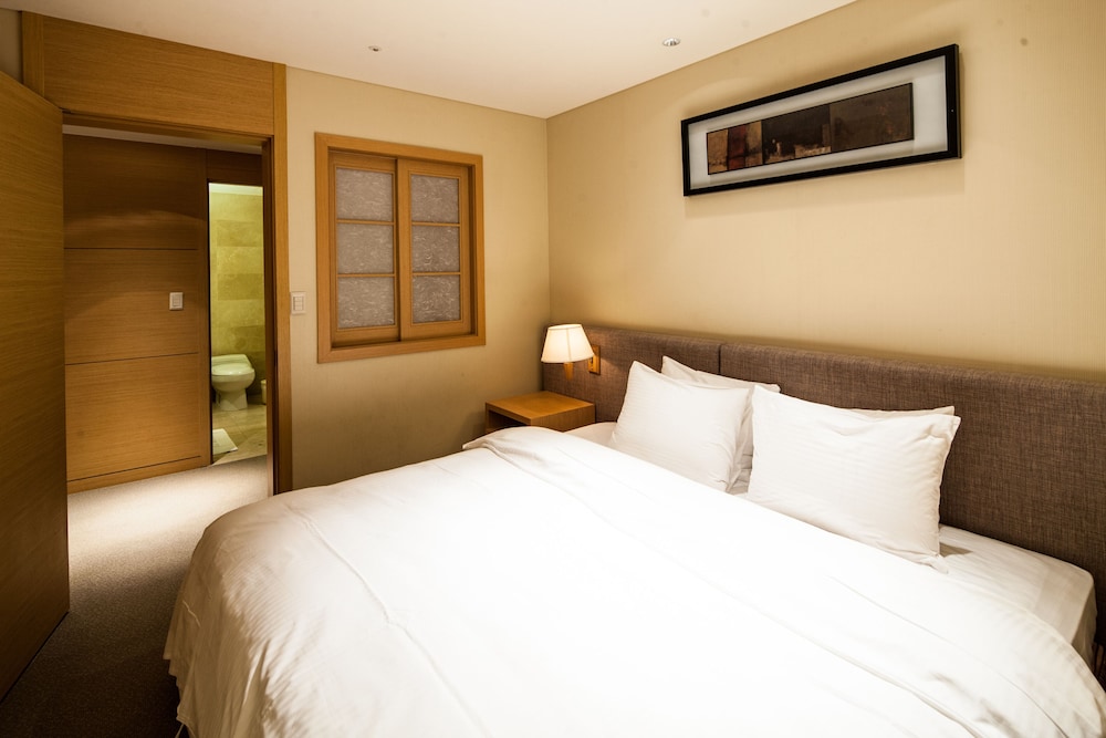 Executive, Family, 2 Double Beds