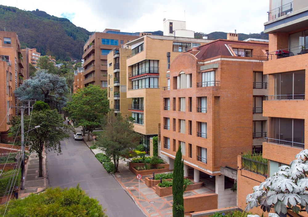 CASA REAL 6/51