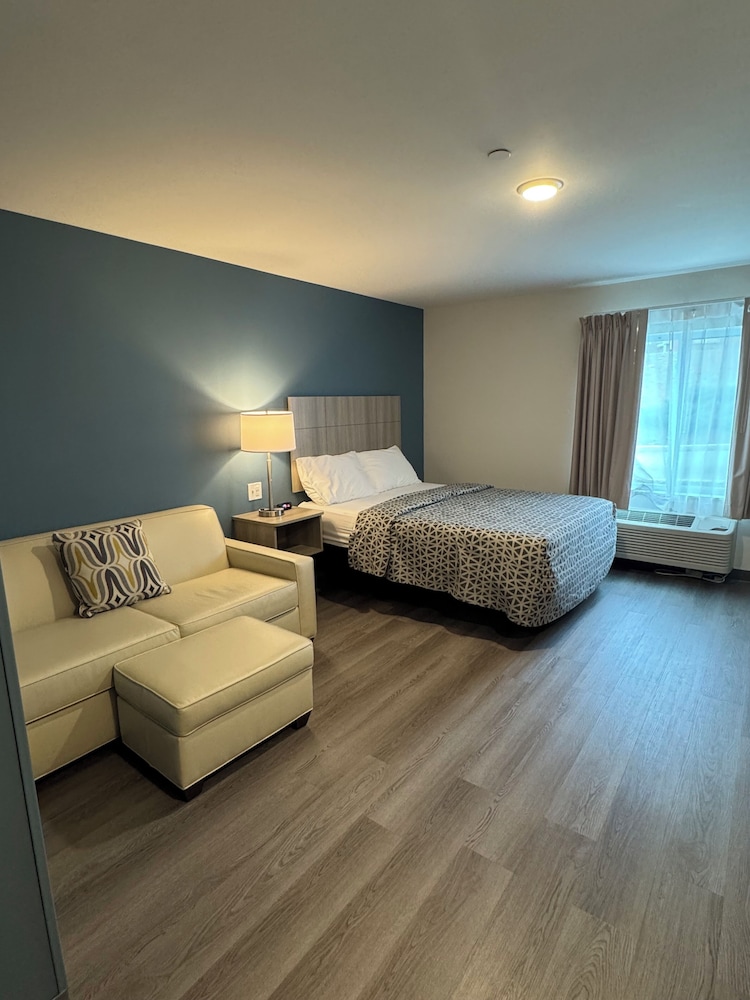 WoodSpring Suites Knoxville West 28/45