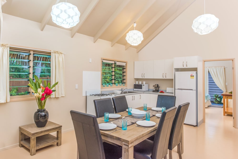 Muri Lagoon Villa 14/33
