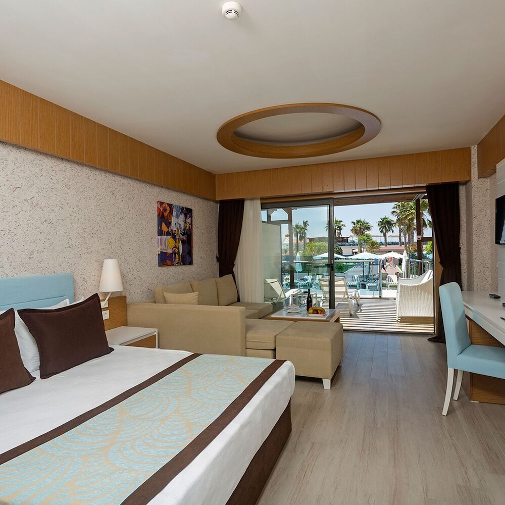 Tui Magic Life Jacaranda 14/68