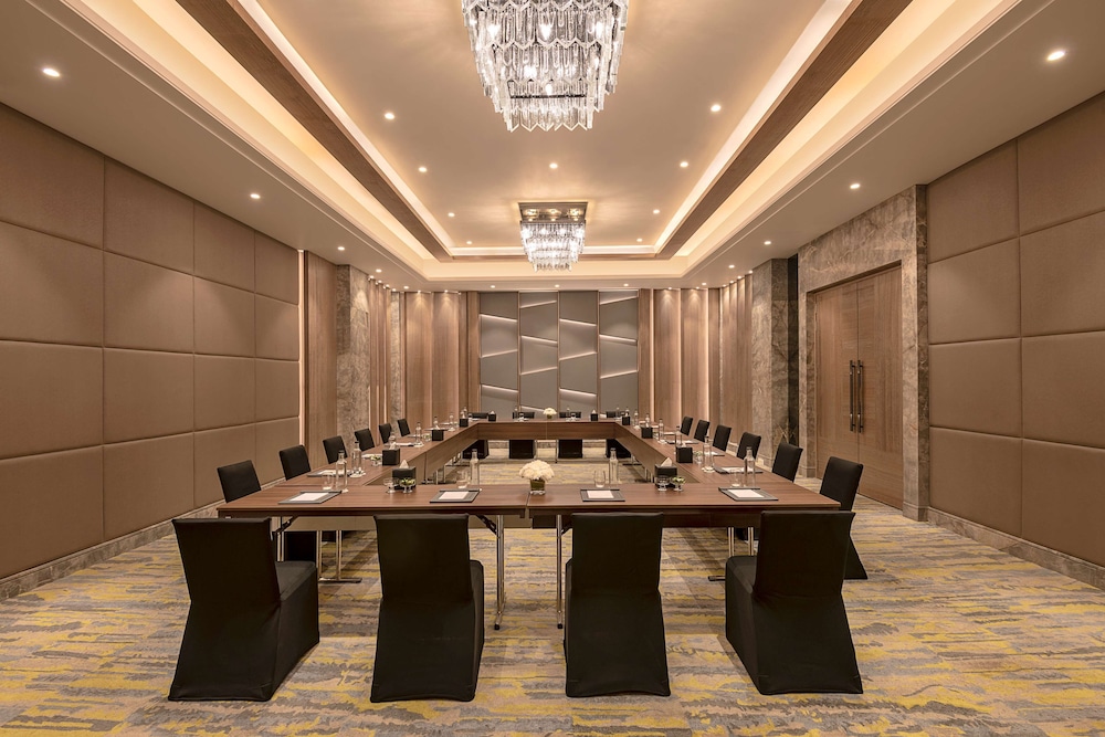 Radisson Mumbai Andheri MIDC 61/65