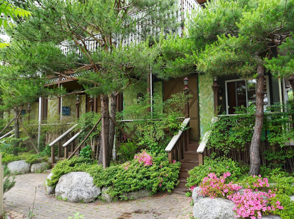 Gyeongju Art In Tiara Pension 40/50