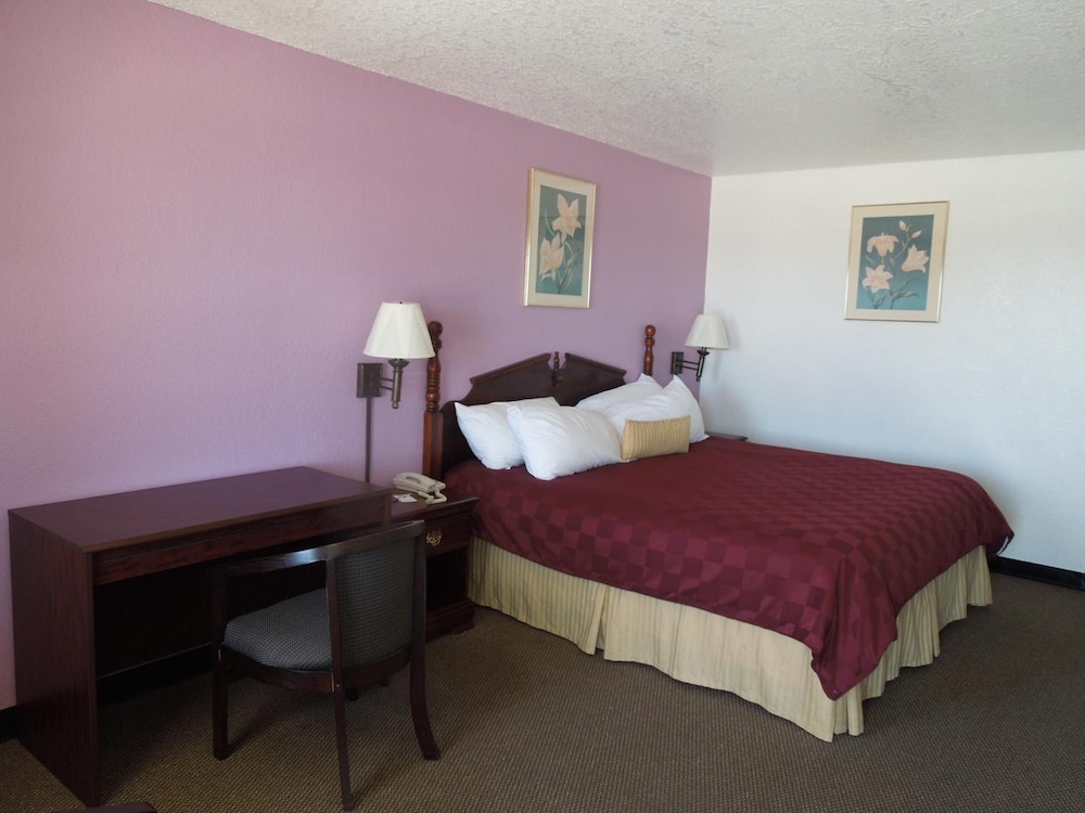 Knights Inn Mineral Wells 15/45