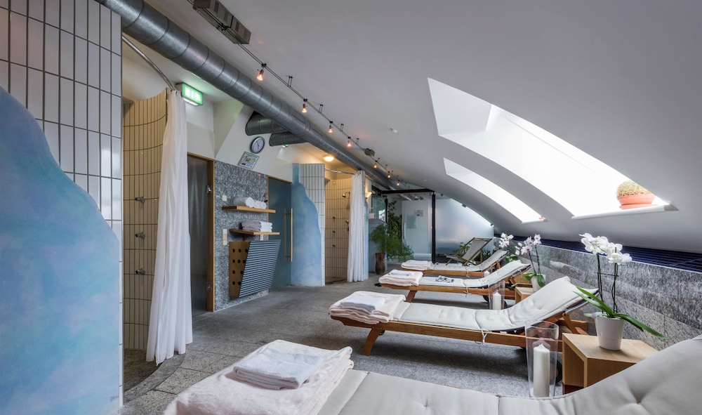 Seehotel Friedrichshafen 28/58