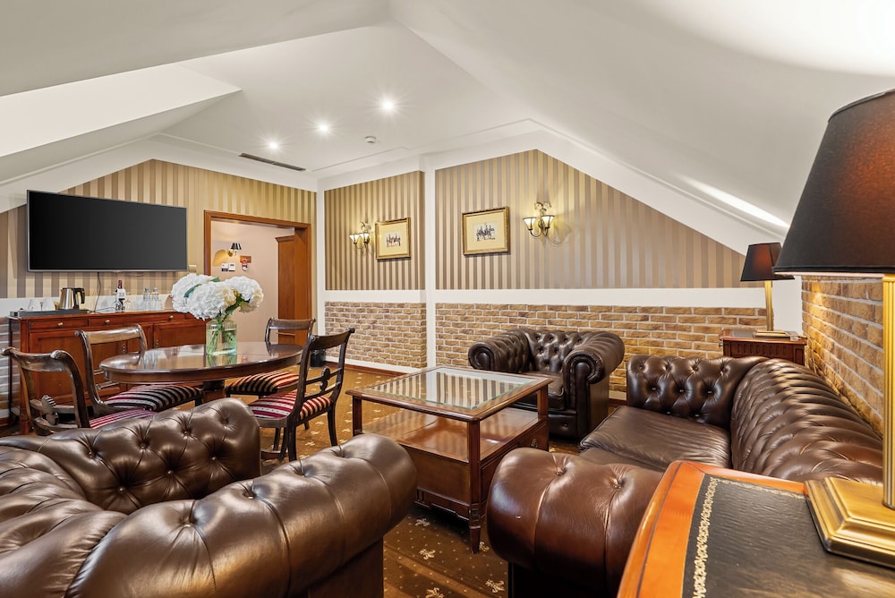 Hotel Diament Arsenal Palace Chorzow 32/50