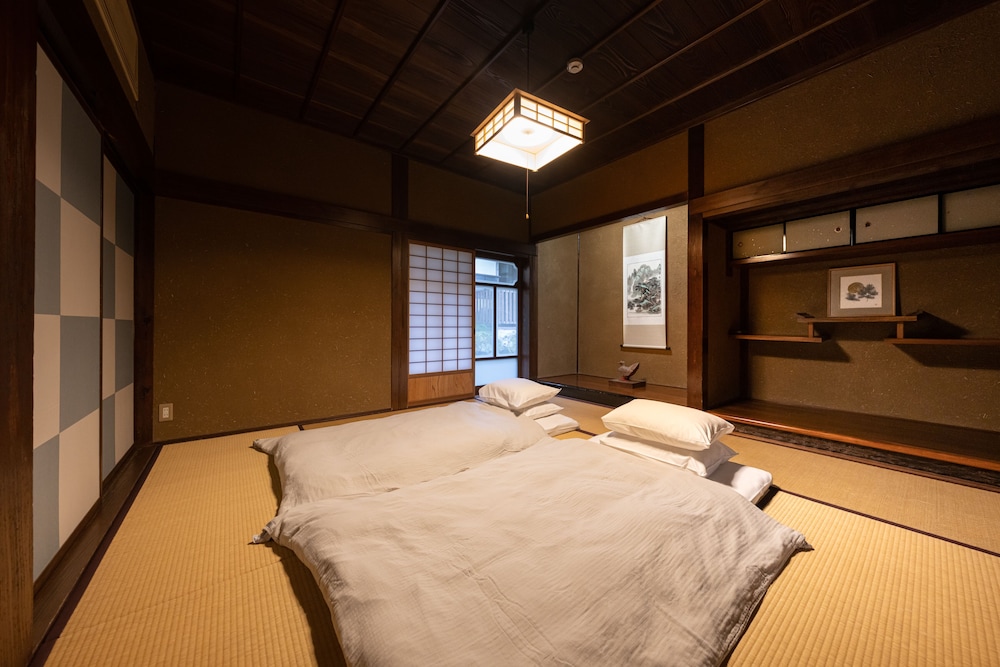 Nihon No Ashitaba 22/50