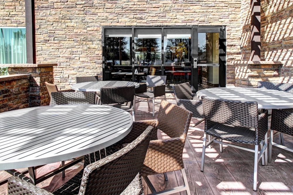 TOWNEPLACE SUITES BAKERSFIELD WEST 34/42