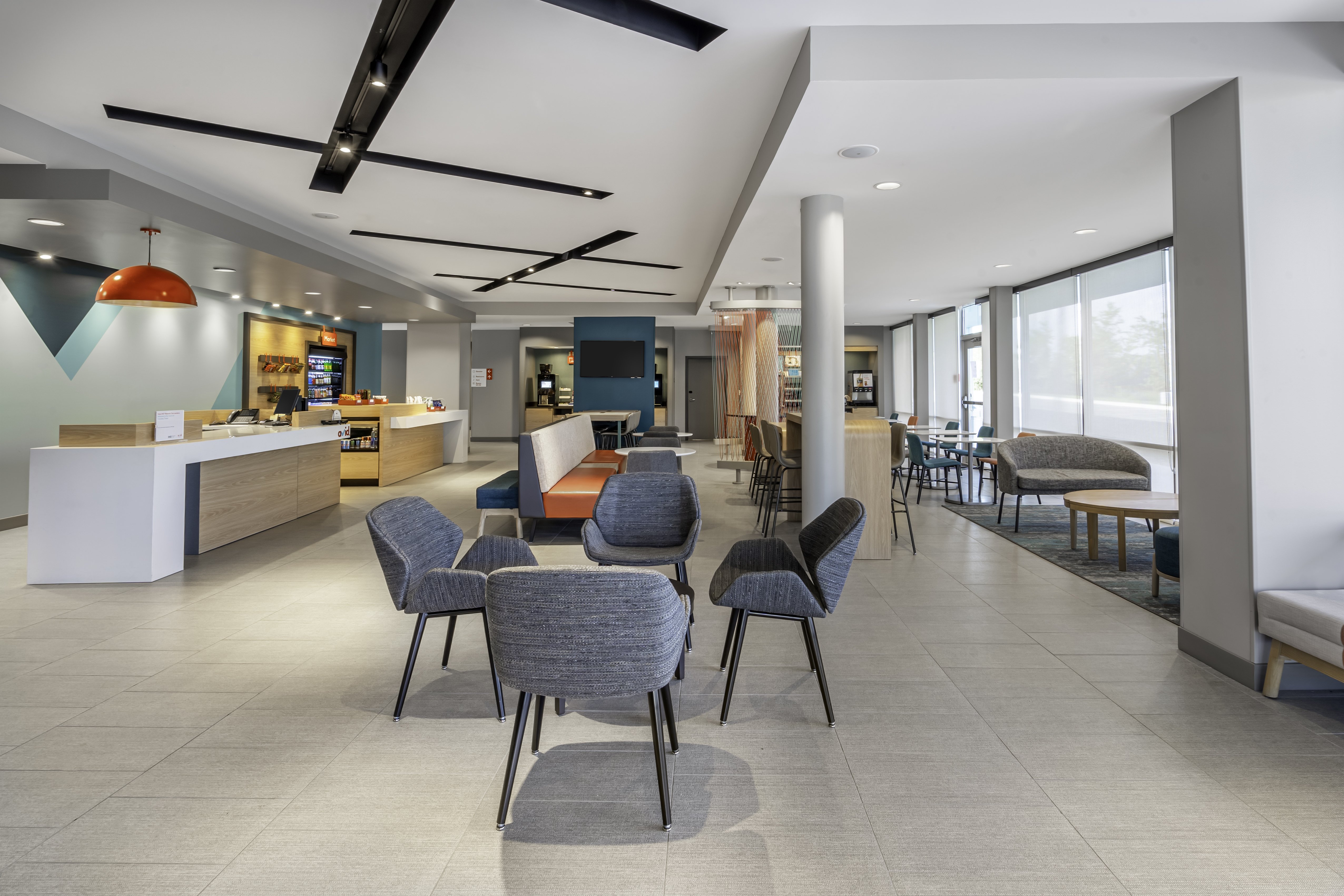 avid hotels Milwaukee West - Waukesha 20/37
