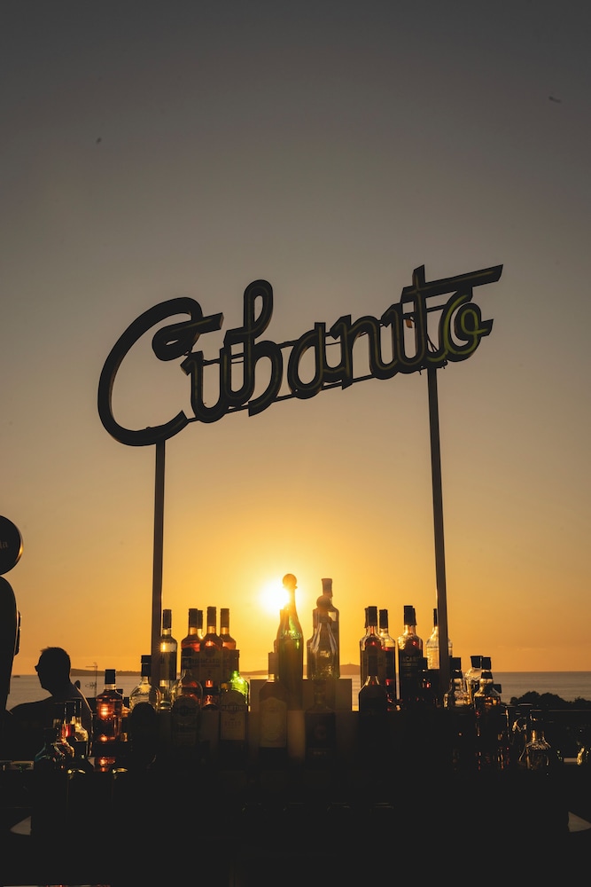 CUBANITO IBIZA SUITES 44/50