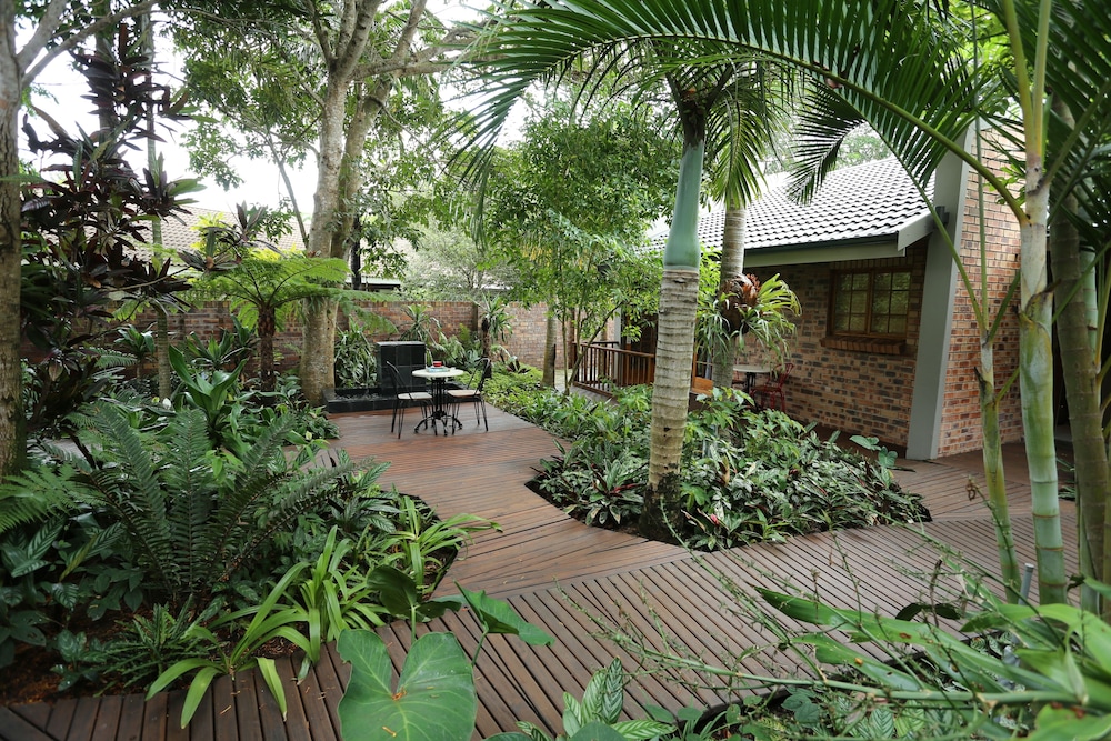 Rhino Coast Guest House 18/25