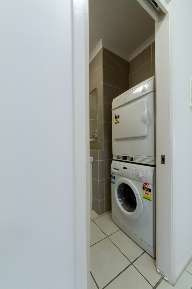Rockhampton Serviced Apartments photo3