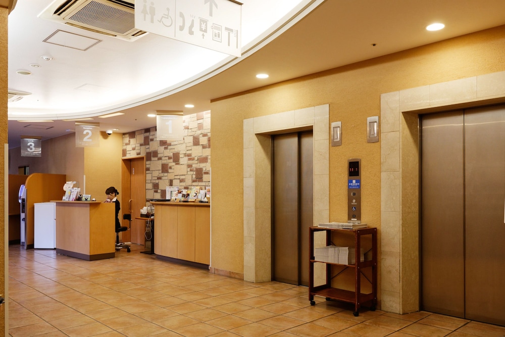 Lobby at R B HOTEL KUMAMOTO SHIMOTORI, KUMAMOTO