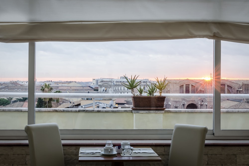 Hotel Exe Domus Aurea 22/26