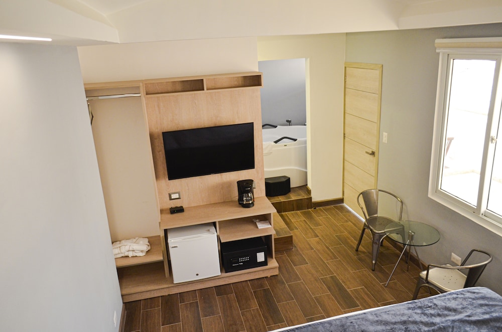 Hotel Casa Bella 45/70