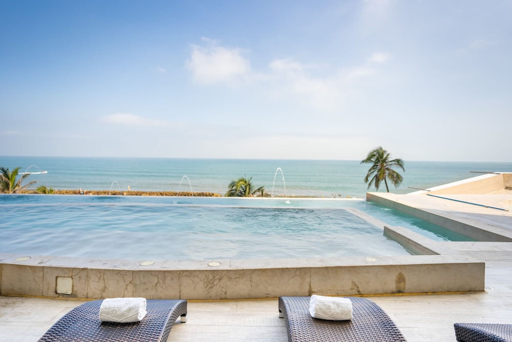 Hotel Cartagena Dubai 44/50