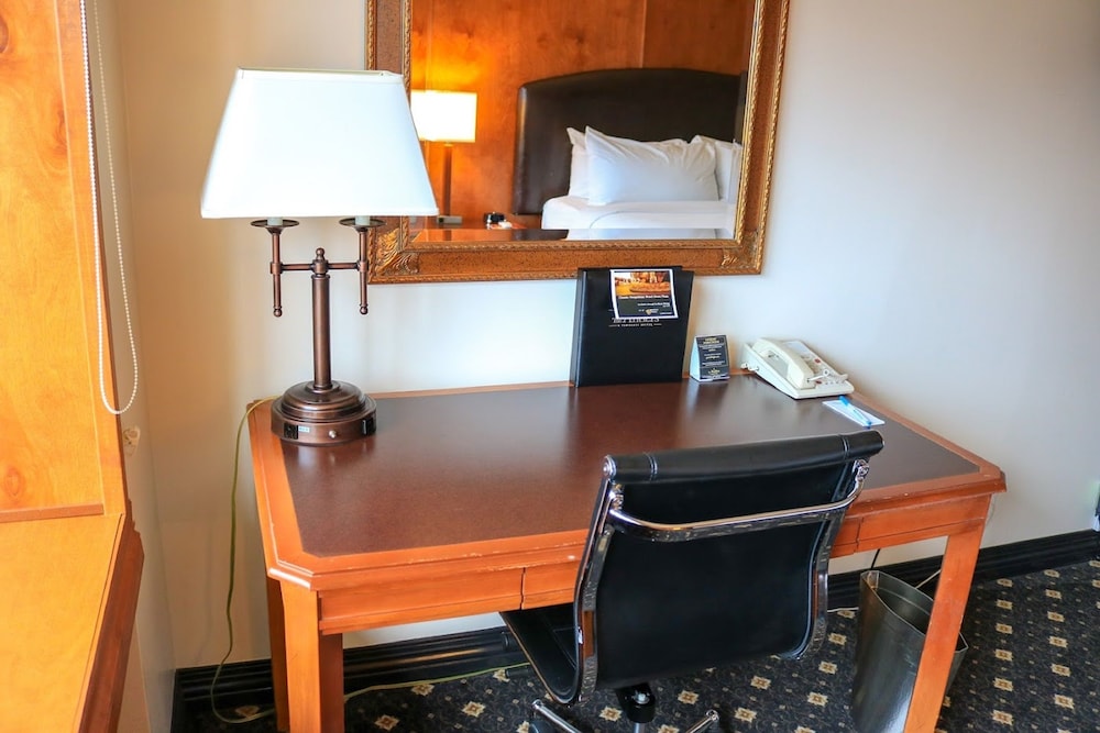 The Antlers, A Wyndham Hotel 53/59