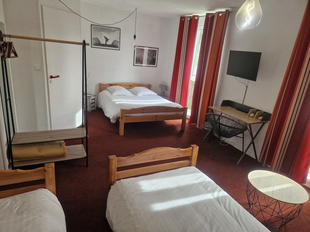 Agape Hotel Niort- Bessines 20/50