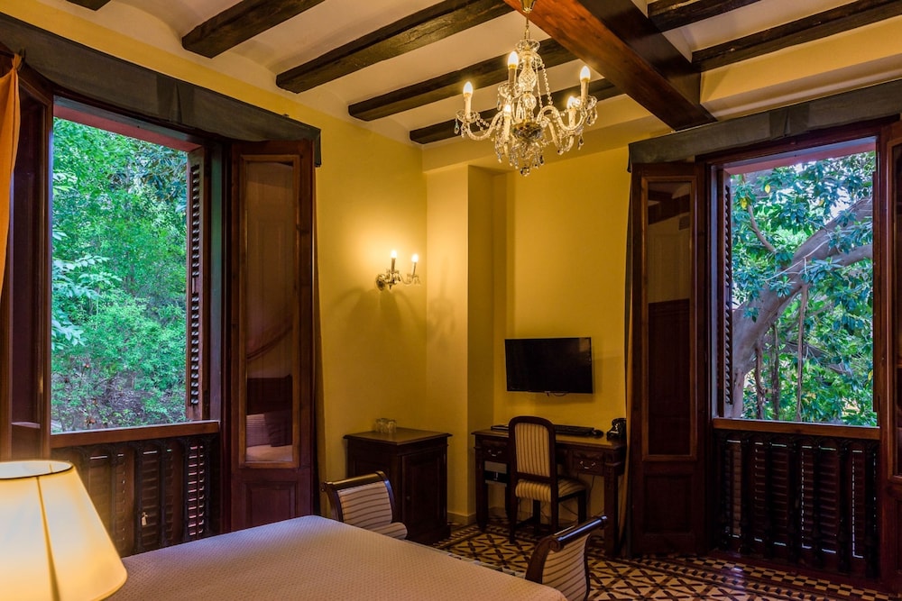 Villa Retiro Resort 36/48