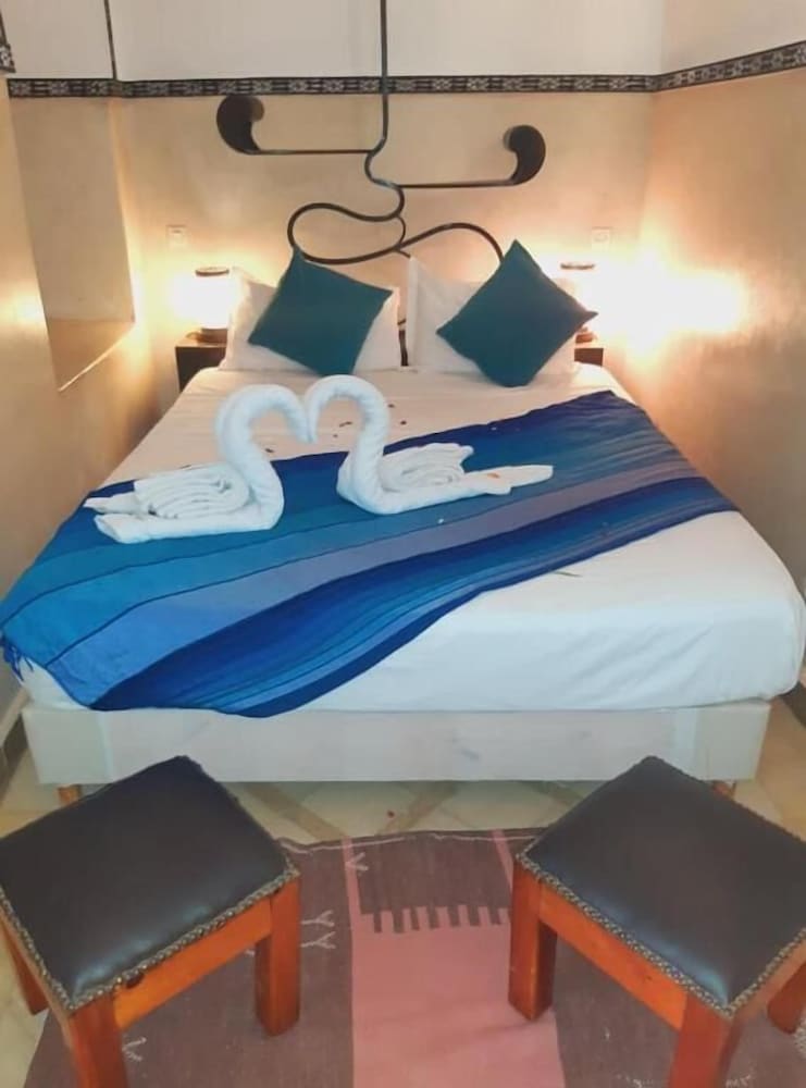 Riad Chalymar 14/39