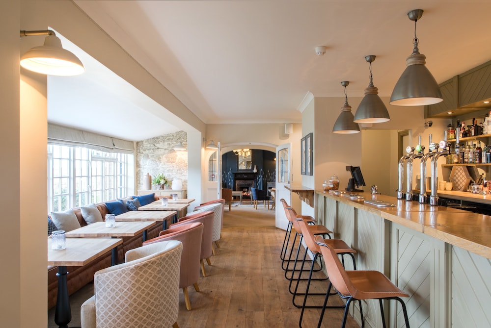 Beaulieu Hotel 38/50