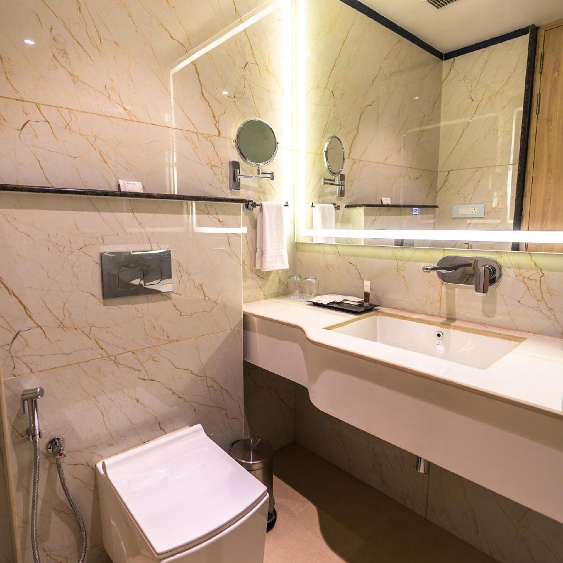 Clarks Inn Express Ayodhya 27/28