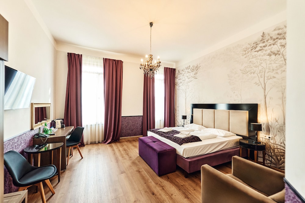 PENSION BARON AM SCHOTTENTOR HOTEL 13/50