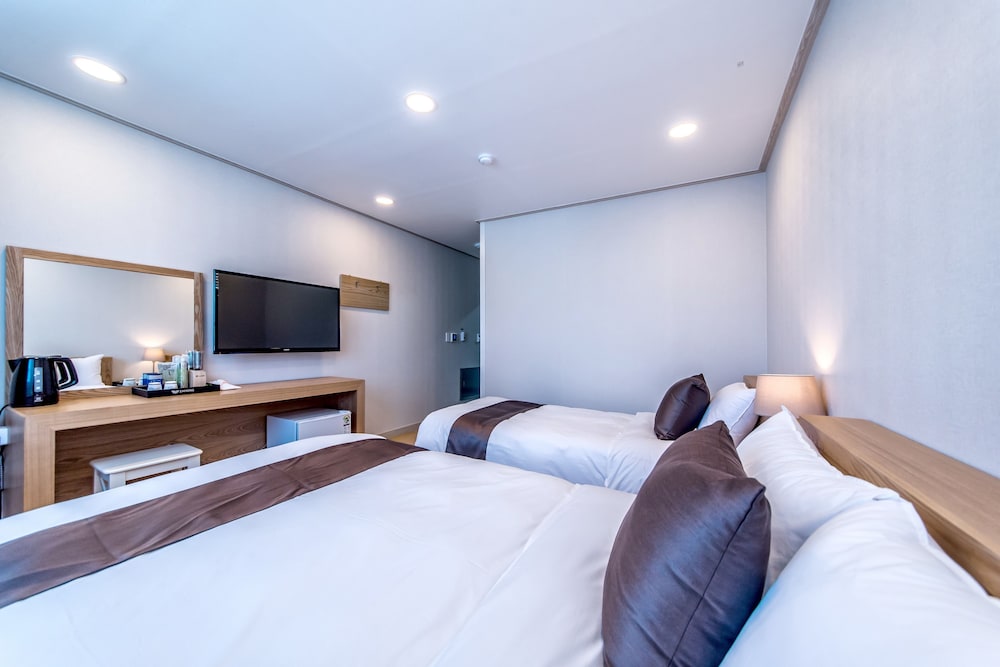 Zamong Hotel 19/48