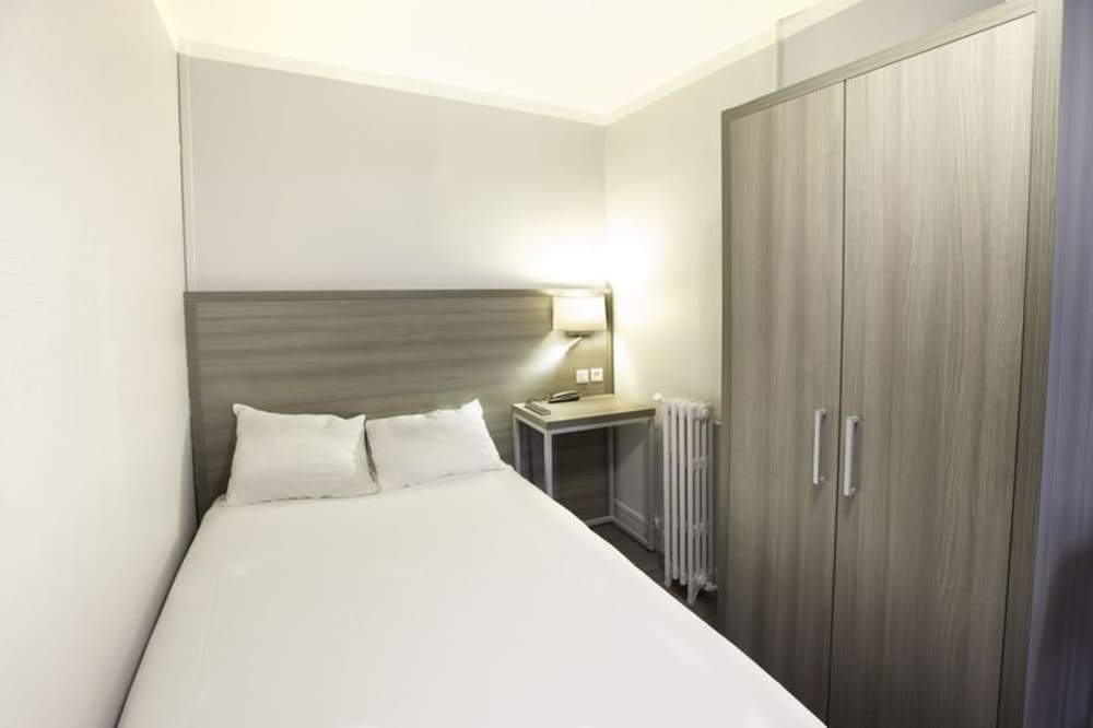 Hipotel Pere Lachaise Hotel 27/60