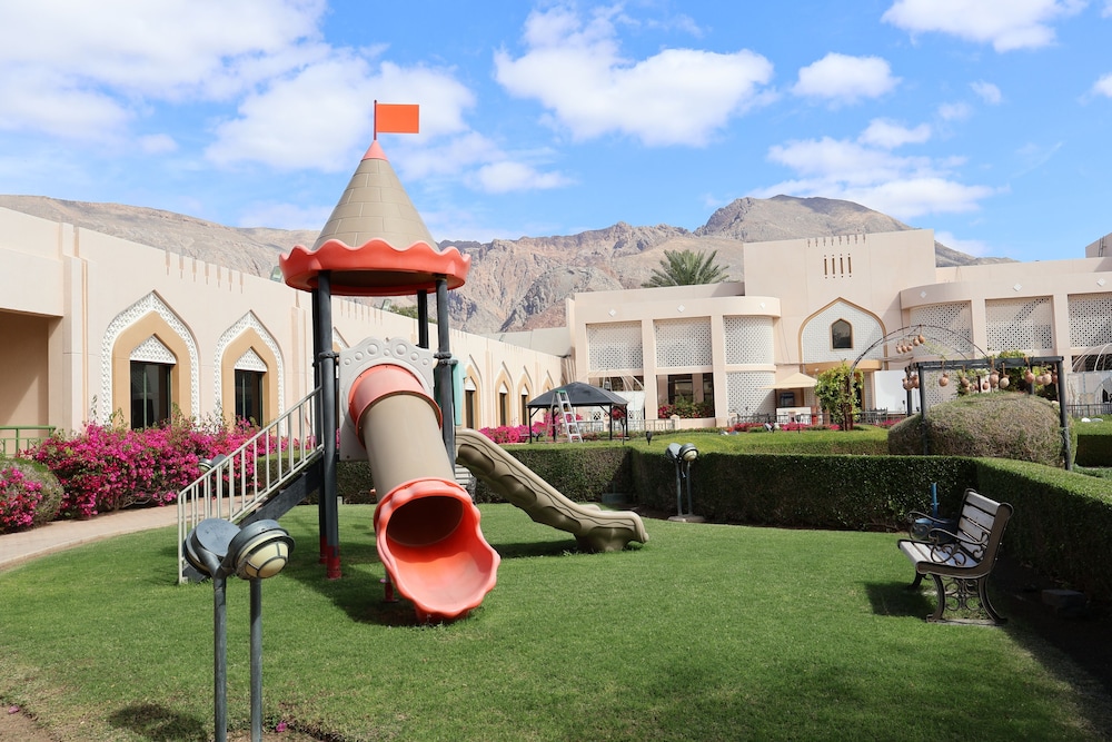 Golden Tulip Nizwa Hotel 61/69