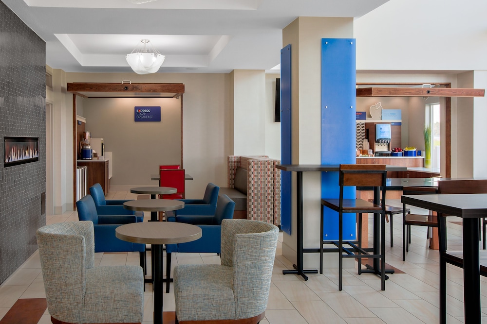 Holiday Inn Express Hotel And Suites Ontario 46/61